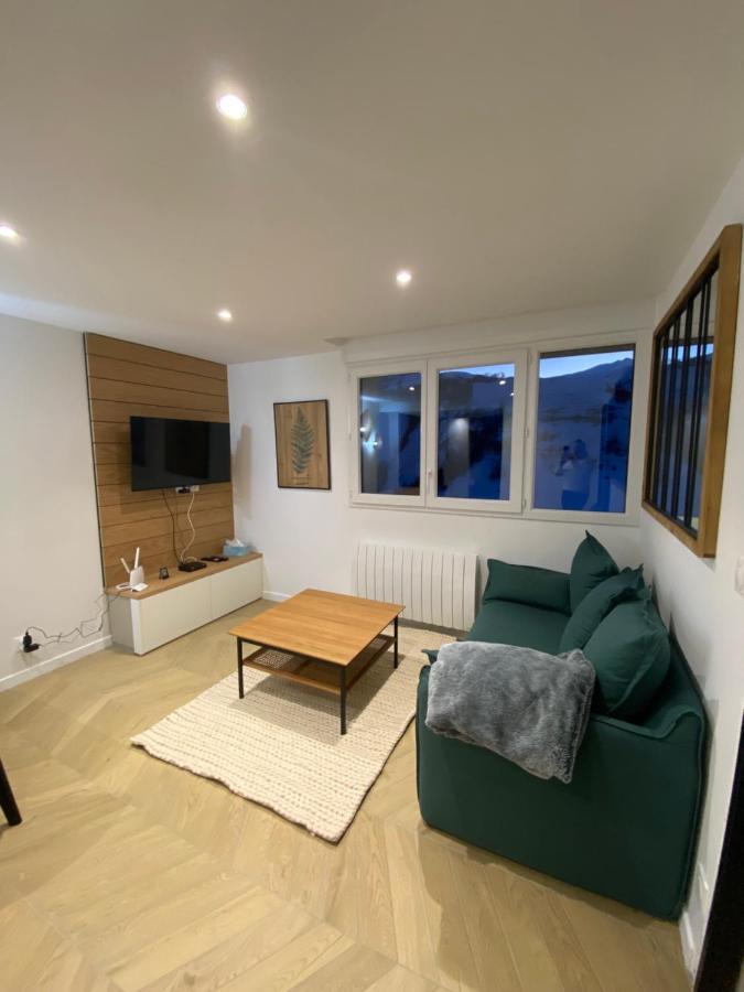 Appartement Neuf Tout Confort 55 M2 - 2 Chambres Pour 4/6 Personnes Le Chambon Exterior photo